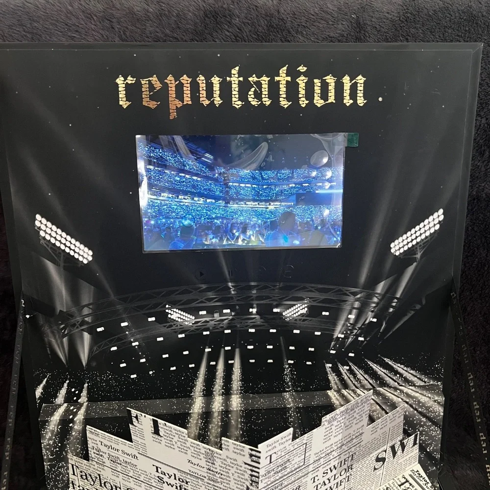 Reputation Tour VIP Box Taylor Swift Reputation Box Video Plays - Picture 14 of 14